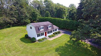 184 Goodale Rd, Stroudsburg, PA 18360 - photo 2