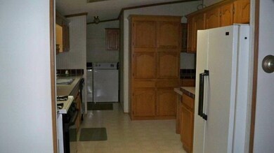 5780 N 050 E, Howe, IN 46746 - photo 7