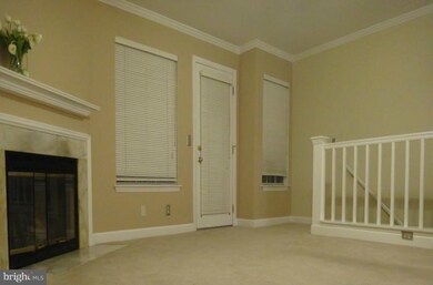 5822 Inman Park Cir unit 100, Rockville, MD 20852 - photo 2