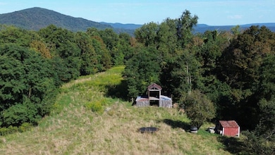 223 Delargy Ln, Hinton, WV 25951 - photo 3