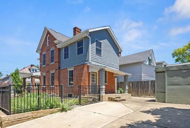 453 Siebert St, Columbus, OH 43206 - photo 2