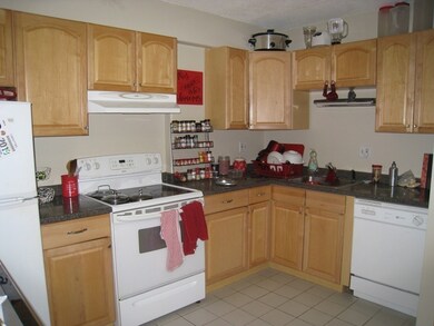 280 Harvard St unit 3C, Cambridge, MA 02139 - photo 3