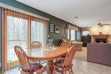 Kitchen Eating Area