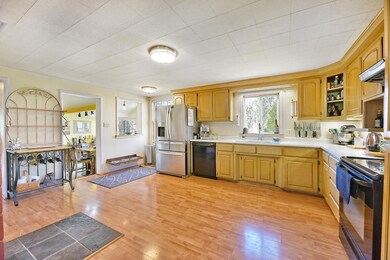 1710 Pleasant Valley Rd, Merlin, OR 97532 - photo 6