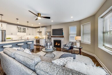 4844 N Hoyne Ave unit 2N, Chicago, IL 60625 - photo 5