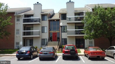 1115 Castle Harbour Way unit 3C, Glen Burnie, MD 21060 - photo 3