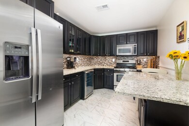 28 Dogwood St unit D, Jersey City, NJ 07305 - photo 2