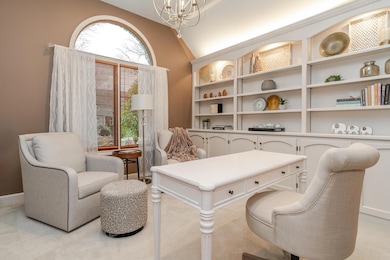 211 Crossing Creek N, Columbus, OH 43230 - photo 6