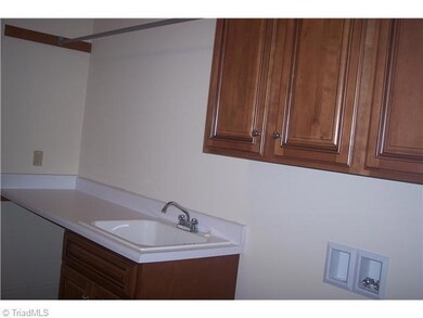 978 Chamberlin Dr, Asheboro, NC 27205 - photo 7