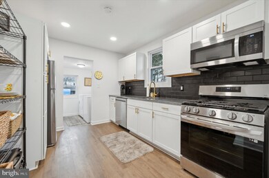 1802 5th Ave, Folsom, PA 19033 - photo 6