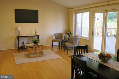 14916 Talking Rock Ct, North Potomac, MD 20878 - photo 7