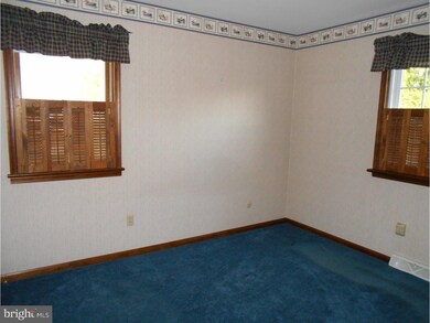 579 Mininger Rd, Souderton, PA 18964 - photo 7
