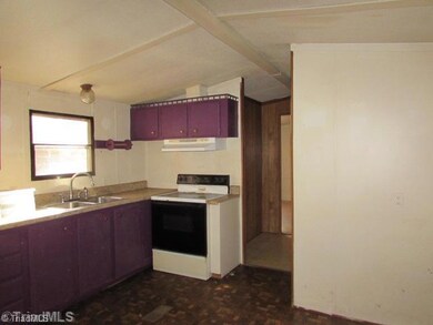 1887 Burney Rd, Asheboro, NC 27205 - photo 3