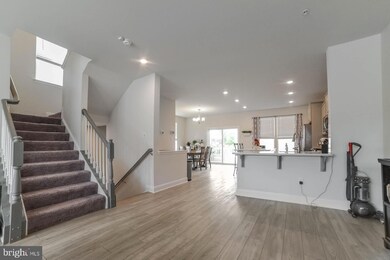 15221 Richard Bowie Ln, Upper Marlboro, MD 20774 - photo 4