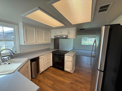 17140 Evergreen Rd, Cottonwood, CA 96022 - photo 3