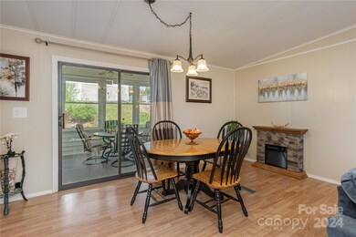 103 Cumberland Dr, Hendersonville, NC 28792 - photo 4