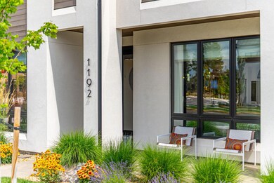 1192 NW Skyline Ranch Rd, Bend, OR 97703 - photo 3