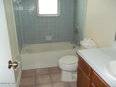 2396 Townsquare Dr, Jacksonville, FL 32216 - photo 5