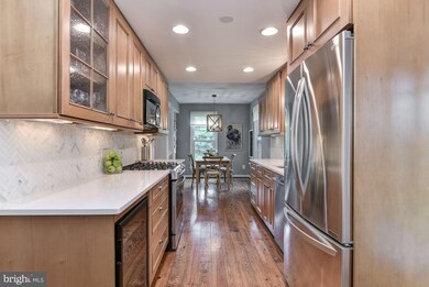 15429 Quail Run Dr, Gaithersburg, MD 20878 - photo 5