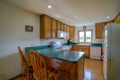 N9415 County Road D unit 8, Belleville, WI 53508 - photo 7