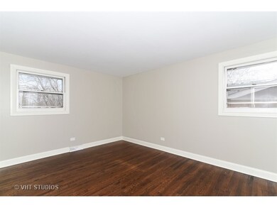 3414 Chestnut Dr, Hazel Crest, IL 60429 - photo 6