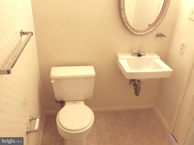 19605 Gunners Branch Rd unit E, Germantown, MD 20876 - photo 7