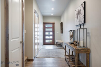 Entry way