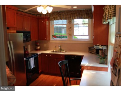 711 Lindale Ave, Drexel Hill, PA 19026 - photo 7