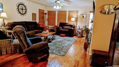 4103 Dunn Oak Dr, San Antonio, TX 78223 - photo 7