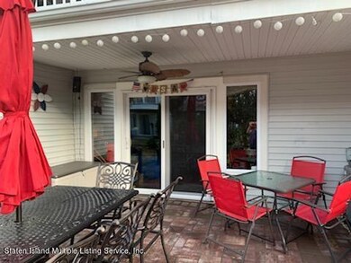 patio off family room