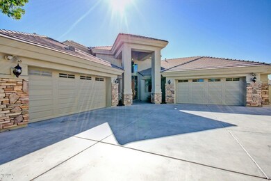 Rare 4 Car Garage