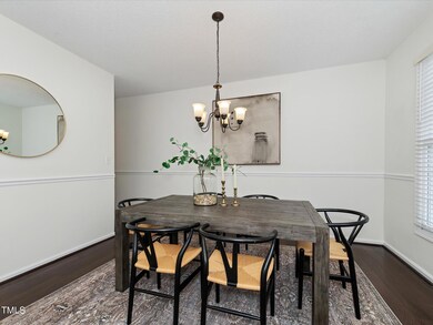 14-Dining Room