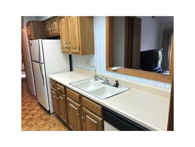 1305 NW Village #D Dr unit 1305-D, Blue Springs, MO 64014 - photo 5