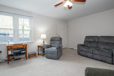 63 Proctor St unit E, Salem, MA 01970 - photo 6