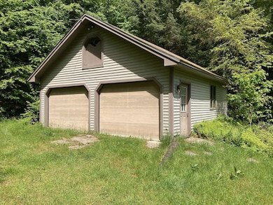 Detached Garage