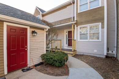 184 Bishops Forest Dr unit 184, Waltham, MA 02452 - photo 3