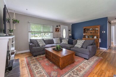 367 S Main Ave, Albany, NY 12209 - photo 5