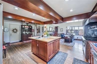 740 Fairway Dr NE, Warren, OH 44483 - photo 3