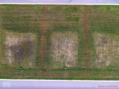 155 W Franklin St, Shelbyville, IN 46176 - photo 2