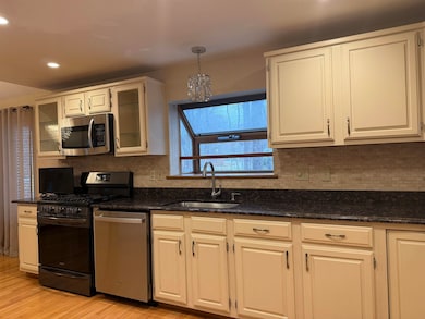 17 Bayberry Dr, Atkinson, NH 03811 - photo 6