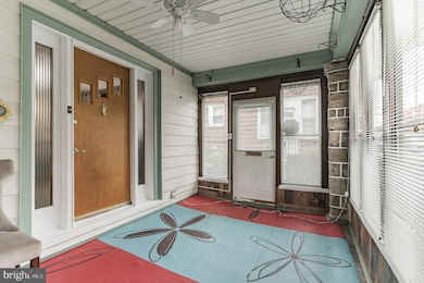 334 Lakeview Ave, Drexel Hill, PA 19026 - photo 5