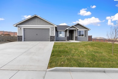 2962 S Belfair St, Kennewick, WA 99338 - photo 2