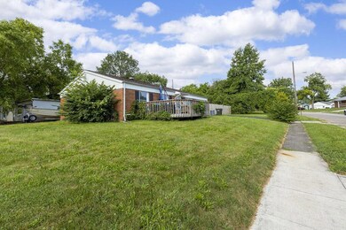 Side Yard - Corner Overview