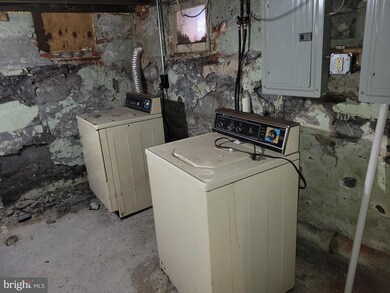 260 Walnut St unit 1, Pottstown, PA 19464 - photo 6