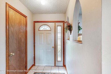 6 Castle Ct, Howell, NJ 07731 - photo 5