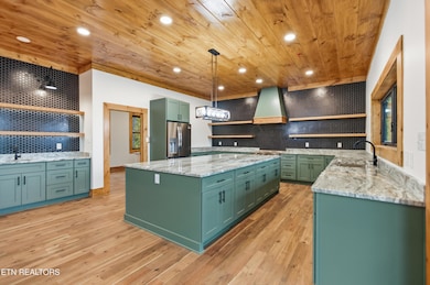 1950 Spurling Rd, Sevierville, TN 37862 - photo 6