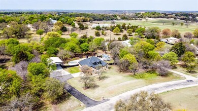 137 Miramar Cir, Weatherford, TX 76085 - photo 3