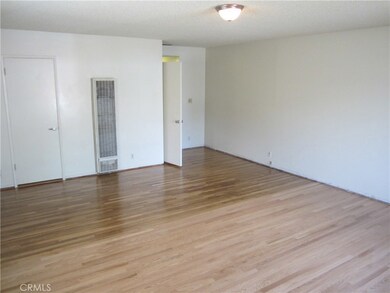3118 Cartagena St, Lakewood, CA 90712 - photo 2