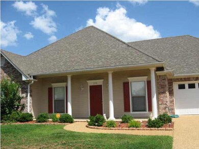 NICE FRONT ENTRY