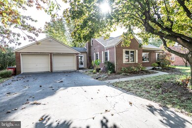 13615 Grandview Dr, Hagerstown, MD 21742 - photo 2